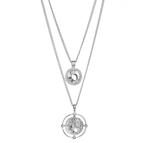 3/$30 🤍 Coin Multi Layer Pendant Necklace - Picture 2 of 4